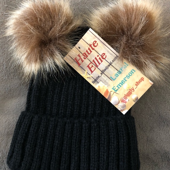 Other - Baby Pom Pom hat